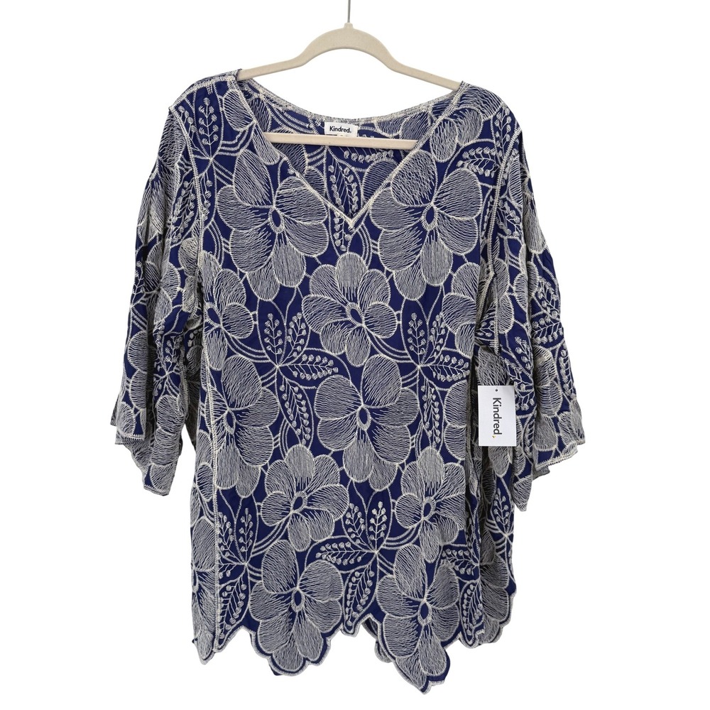 Kindred Navy Blue Floral Embroidered V-Neck Scalloped Blouse Top‎ 3X